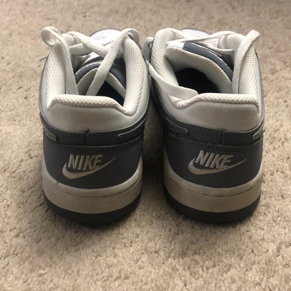 Women’s Nike’s - Picture 4 of 4